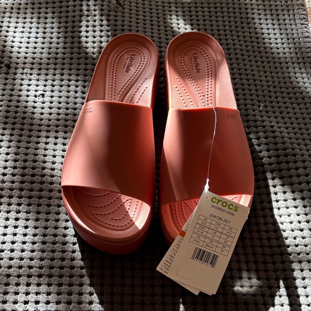 CROCS Brooklyn Slide Wedge Terracotta Size 10 NEW WITH TAGS